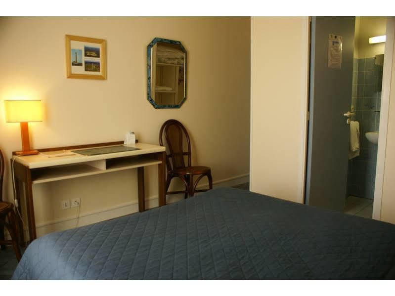 Hotel Le Passiflore Saint-Pol-de-Léon 외부 사진
